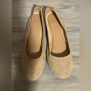 Universal Thread Tan Suede Women's Flats